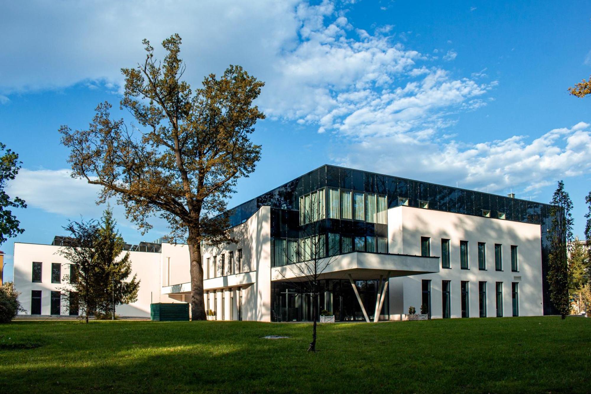 Hotel Polanka Conference Center Krosno Exteriér fotografie