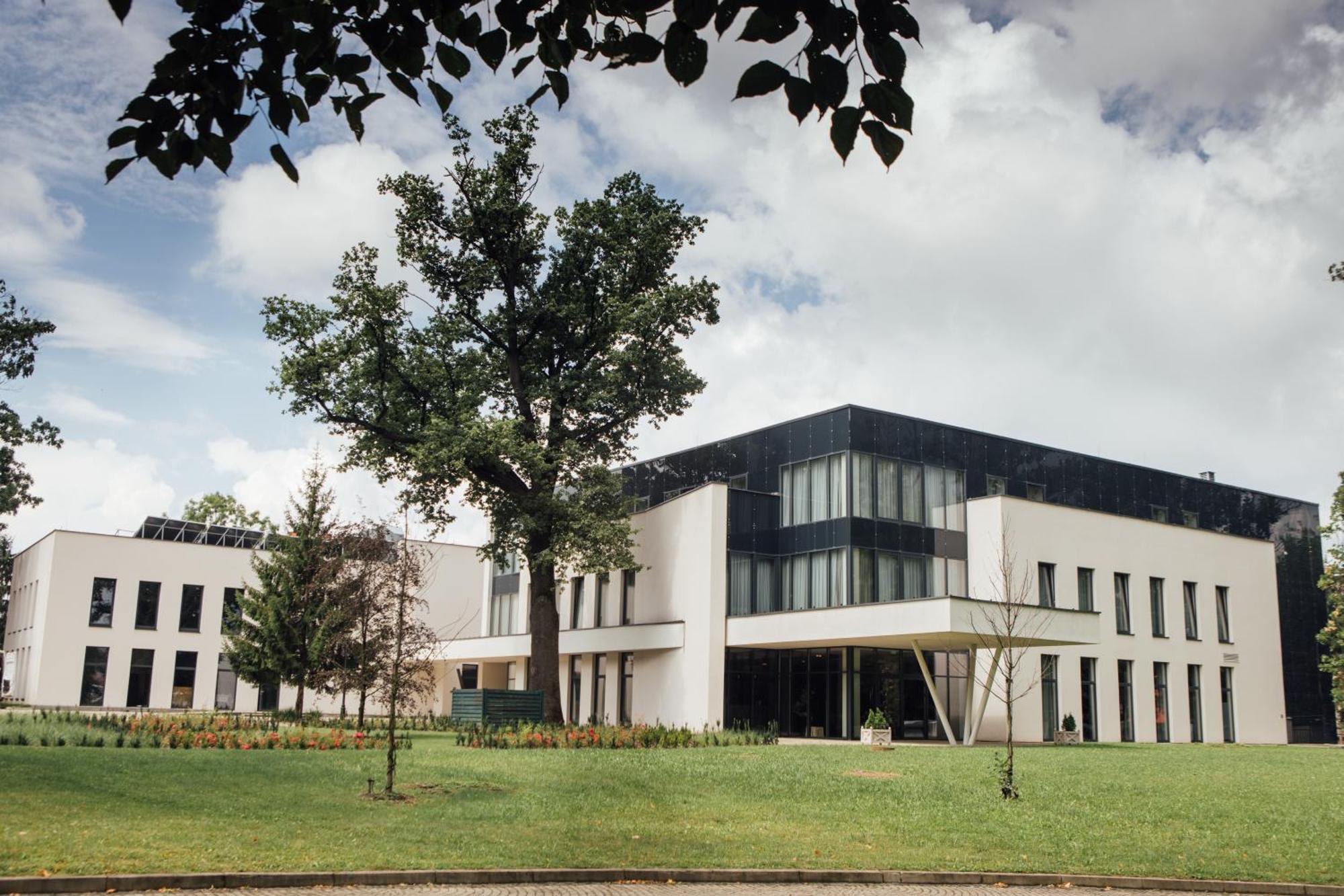 Hotel Polanka Conference Center Krosno Exteriér fotografie